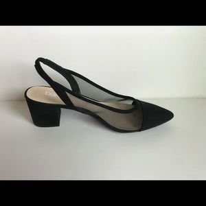 Beautiful and sexy slingback shoes.